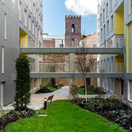 The Artisan - Centre