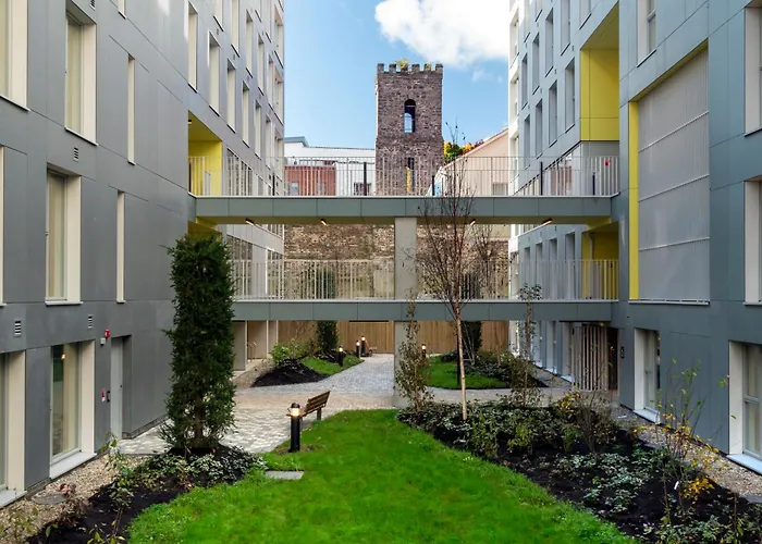 The Artisan - Centre