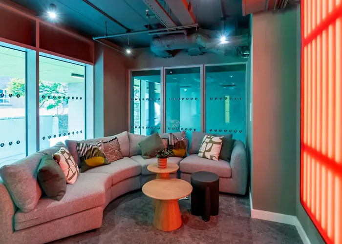 The Artisan - Centre *